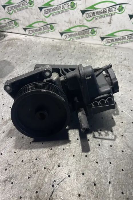Pompa servodirectie mecanica Mercedes-Benz E-Class 2010