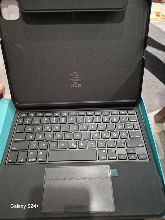 Клавиатури за iPad Air 5/4, iPad Pro 11, Lenovo