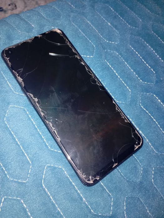 Продам оппо Рено 5 лайт

Оппо