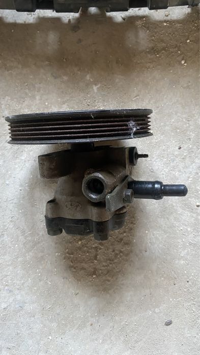 Шкода Рапид Гур Решетка Амортизатор