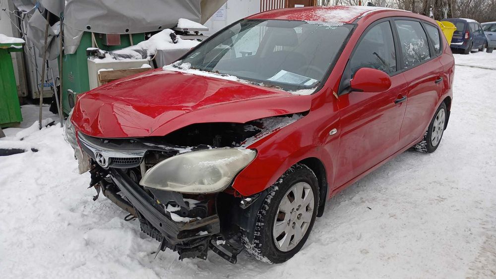 Dezmembrez Hyundai I30 - 1.6 CRDI DIN 2008 - Euro 4 - D4FB
