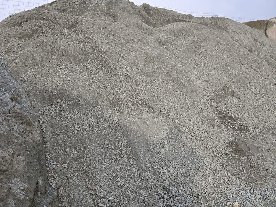 Balastru amestec pentru beton nisip,piatra