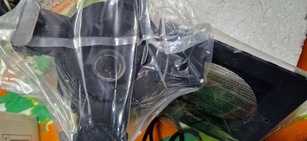 Proiector Showtec cdm par 35 negru