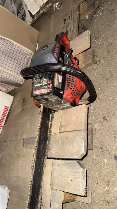 Бензопила продам