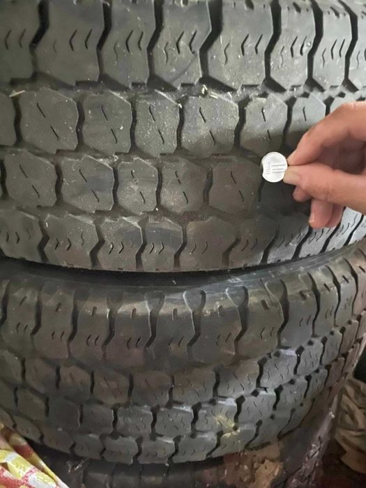 2 roti R16/65/215 C  cu anvelope all season GoodYear