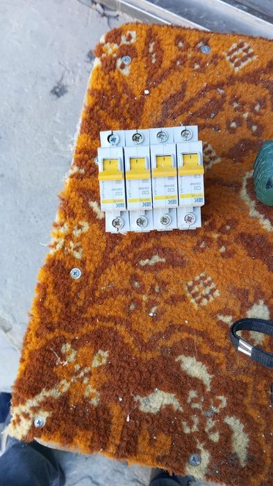 Автомат от счётчика продам за  2000т