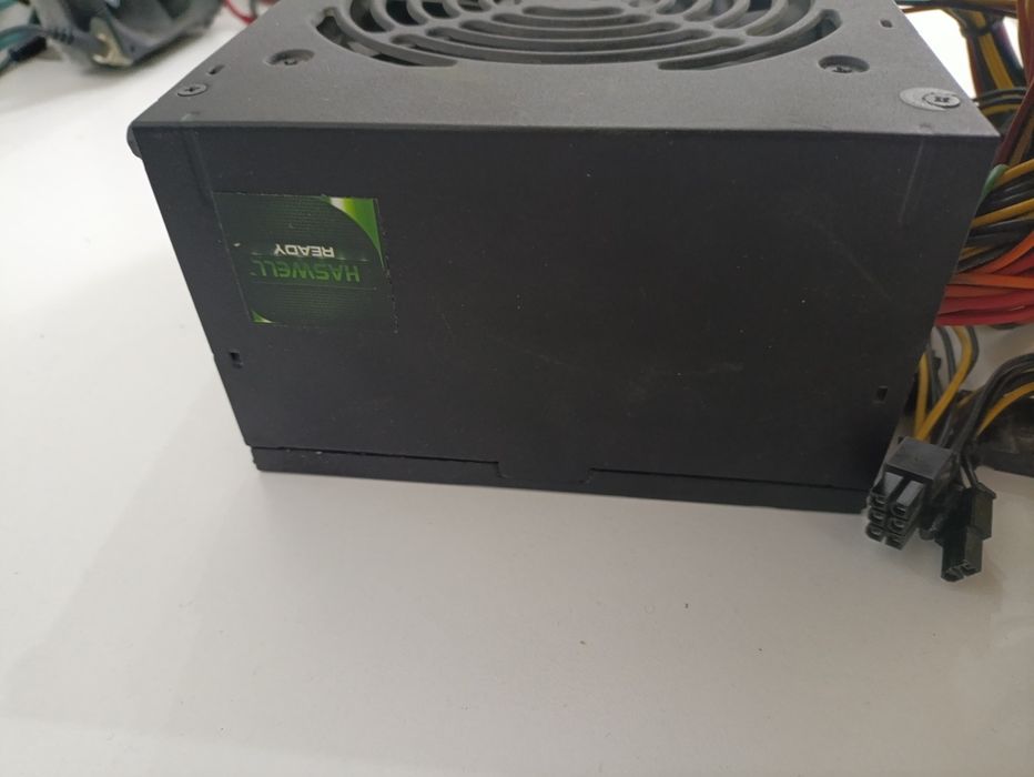 Блок питания Aerocool -VX600