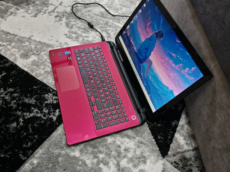 Laptop Toshiba Satellite i5 gen4
