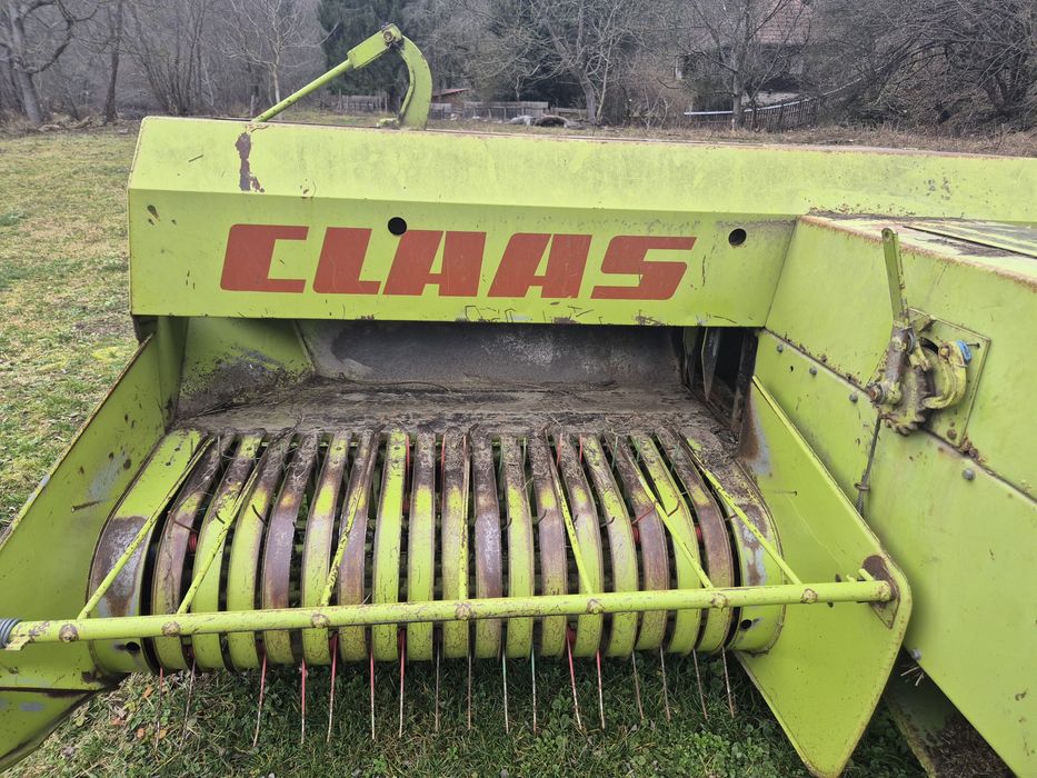 Vând balotiera dreptunghiulara