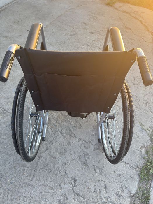 Продам поляску инвалидную