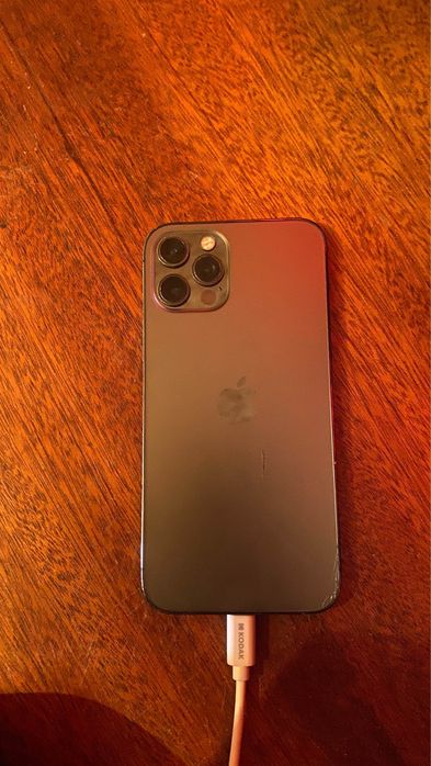 Vand iphone 12 pro intor stare buna