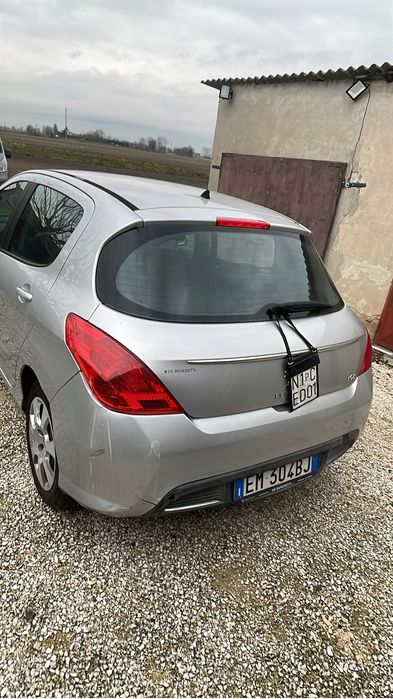 Peugeot 308 2012