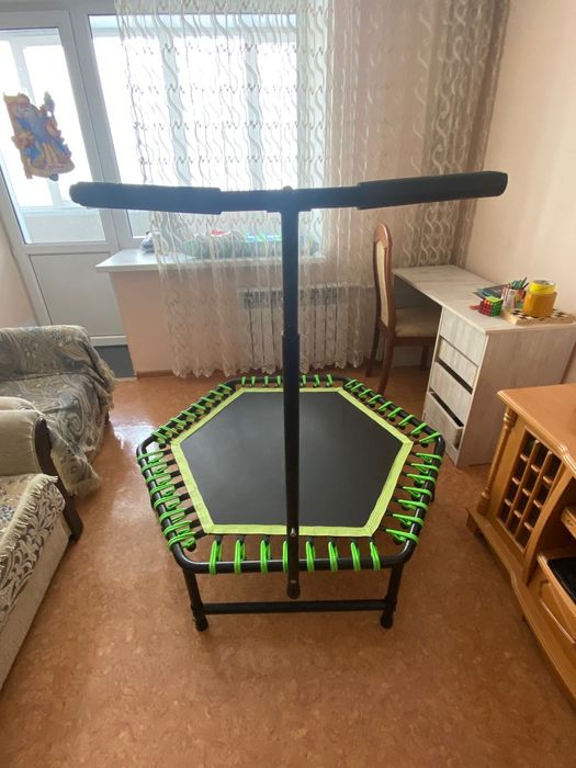 Продам новенький батут