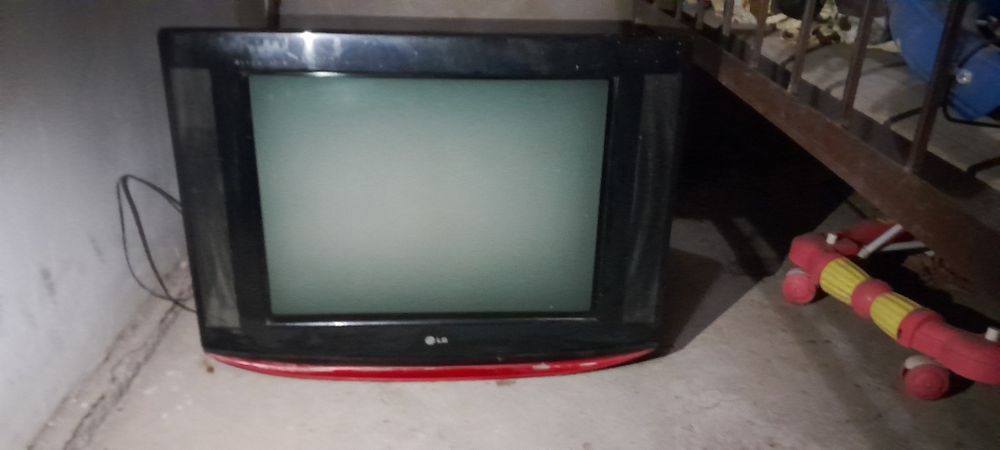 Бу телевизор 15000т