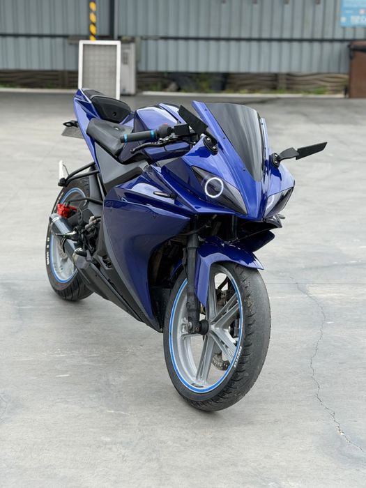 Yamaha yzf  r125