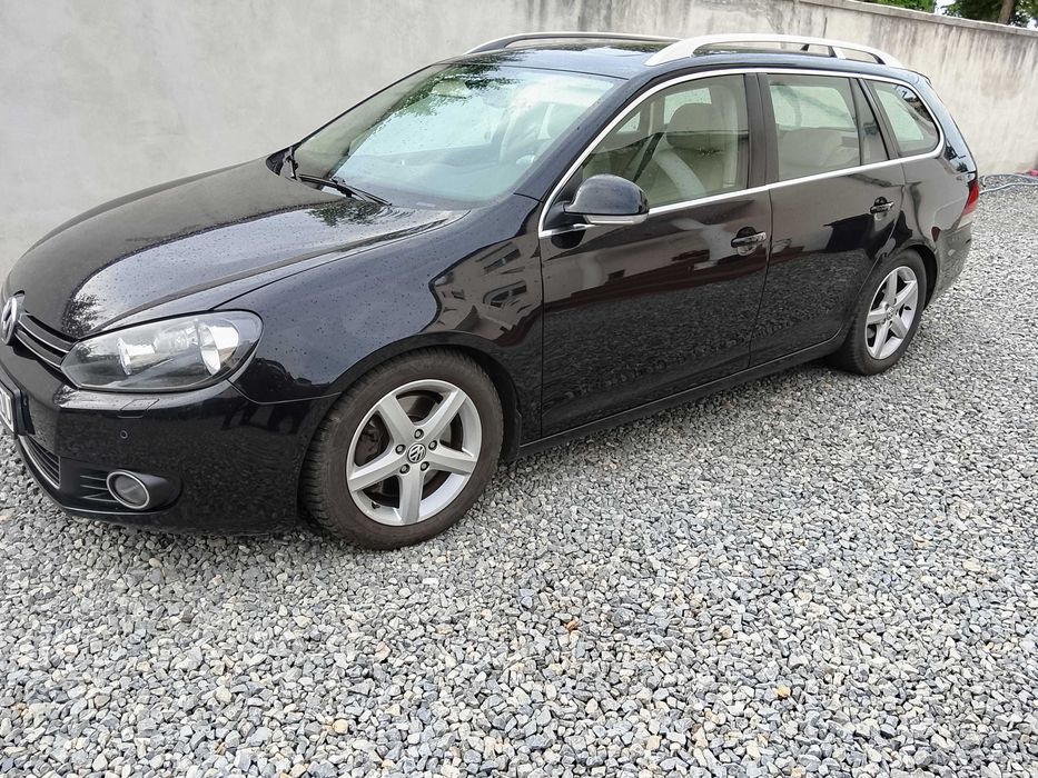 Vind auto vw golf 6 pe benzina