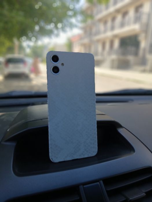 Samsung a05 idial holatda