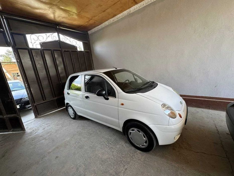 Matiz avtomobili sotiladi