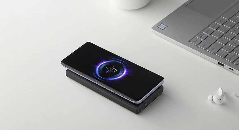 Внешний аккумулятор Xiaomi Mi Power Bank Wireless 10000 mAh