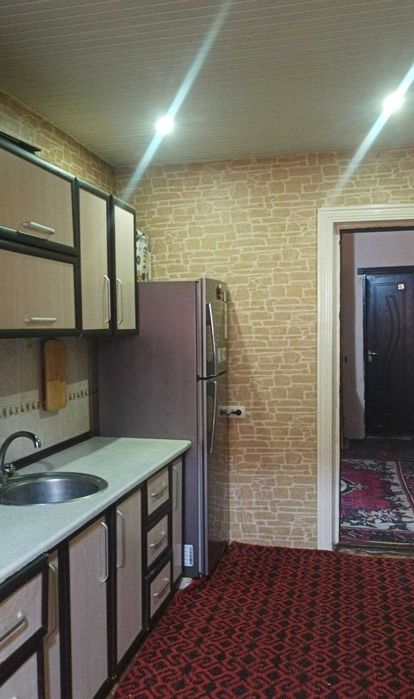 Юнусабад 18, 4/4/4, 81м2, По низкой цене, Кирпич 77 серия,  Не Торец