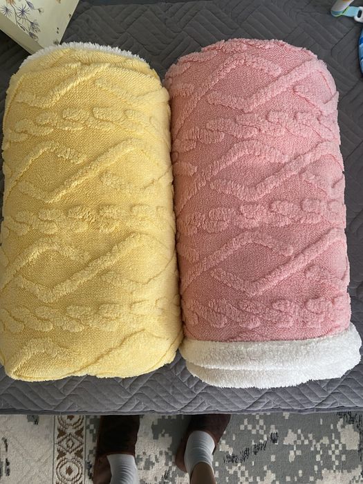 Продам постельное белье , одеяло , полотенце