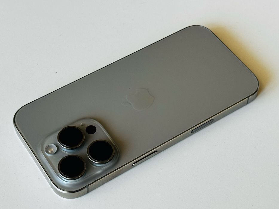 Iphone 16 Pro 256GB Гаранция 6 месеца