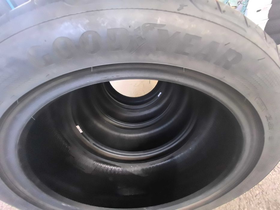 235/45/19 Goodyear