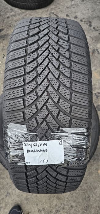 235 55 R 19 Bridgestone iarna