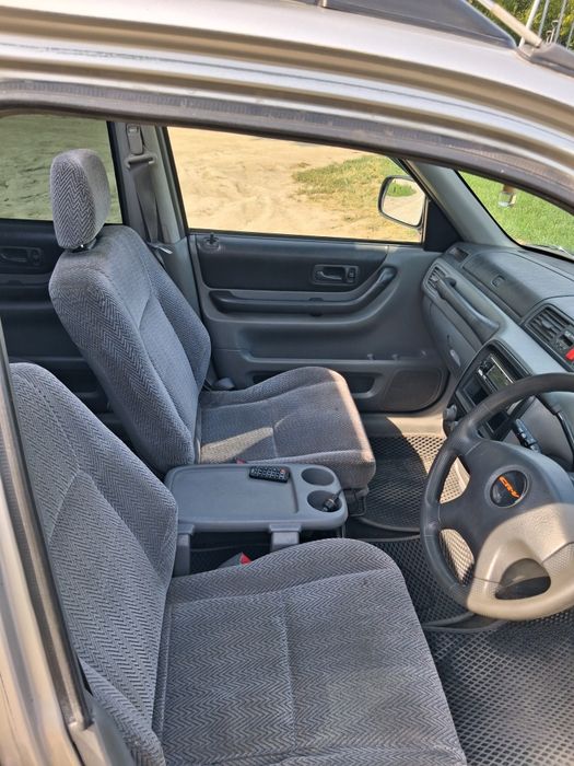 Honda cr v rd 1 1996 год