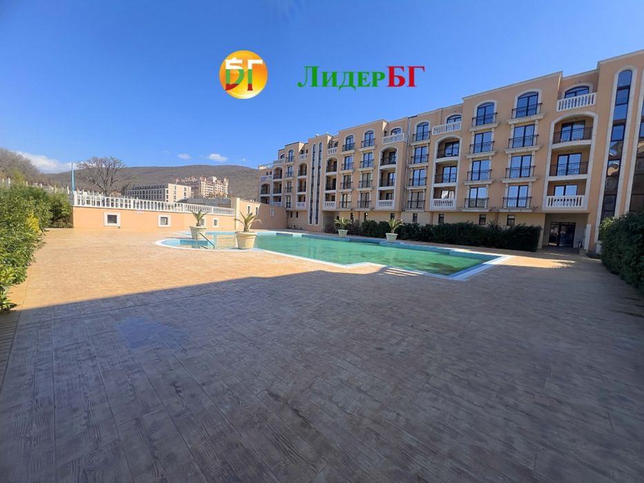 Продава се Двустаен апартамент в к.к. Елените - 60 кв.м за 1000 €/кв.м - Снимка #11