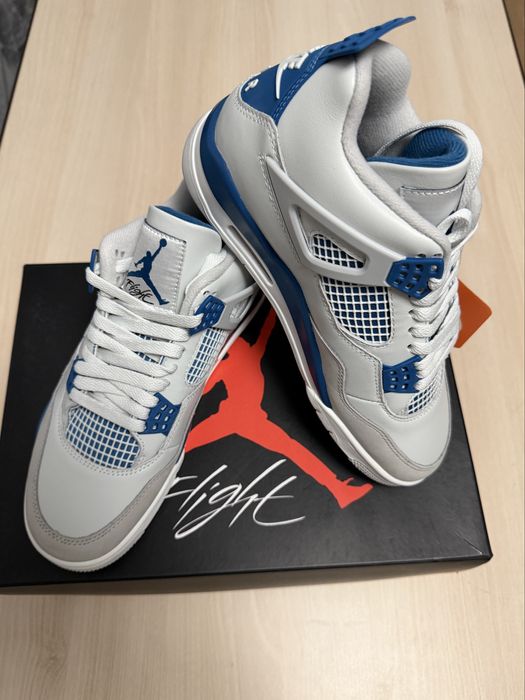 Jordan 4 Military Blue