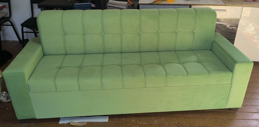 Divan sotiladi matiriali moyshi