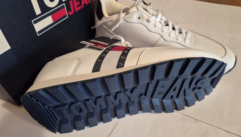 Sneakers noi piele naturală Tommy Jeans M44
