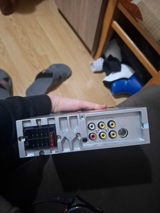 Мултимедия с разгъваем таблет