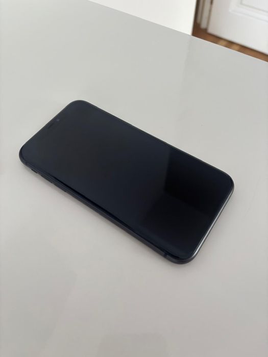 Iphone 11,foarte bun