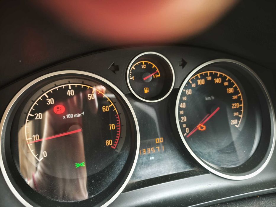 Лек автомобил Опел Астра