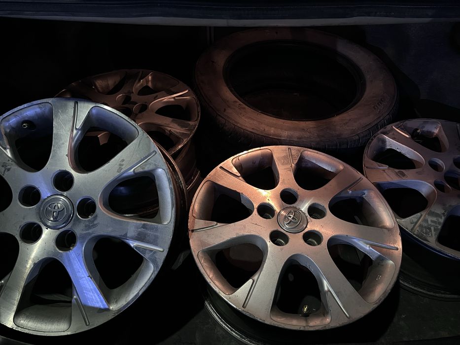 Родные диски от Camry 30 35