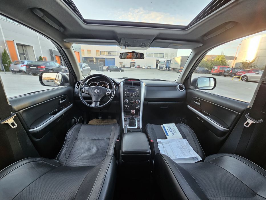 Suzuki grand vitara,1.9Diesel,Limited,Clima,Xenon,Trapa,Posibil rate *