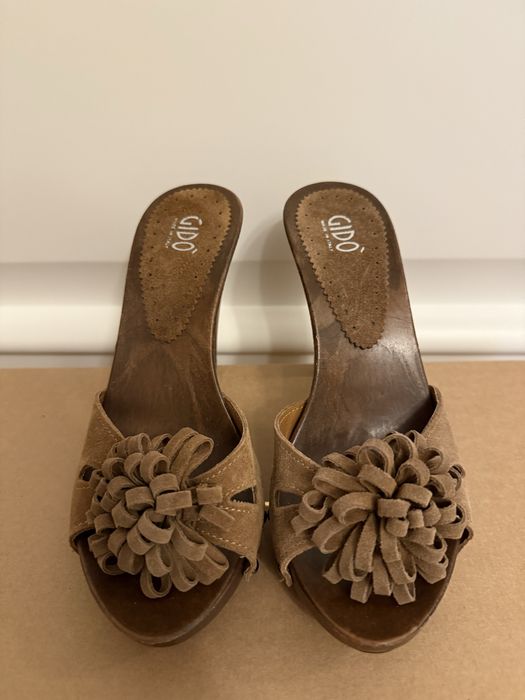 Papuci cu talpa din lemn - Gido - marimea 35 - noi