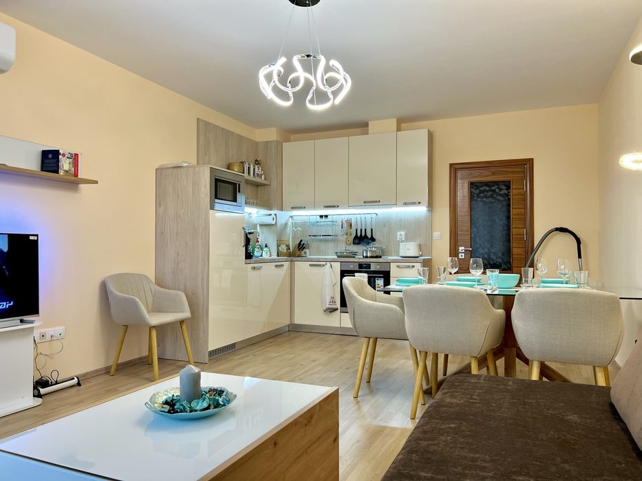 Лукс Aпартамент на 150м. плаж