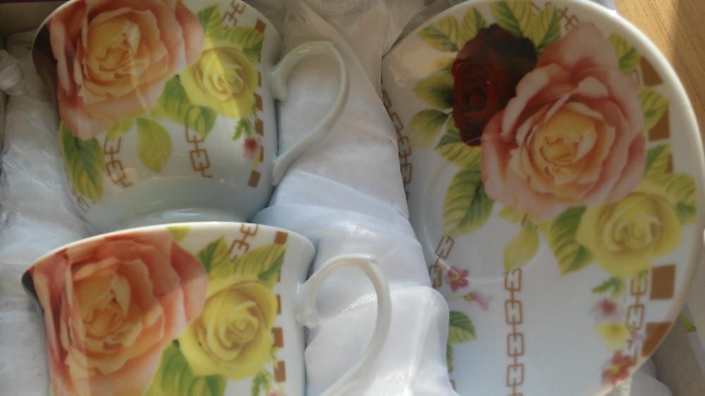 Set de cești pentru servit cafeaua în doi