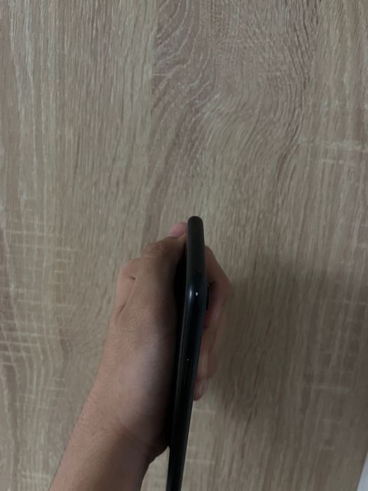 Обменяю айфон хр идеал