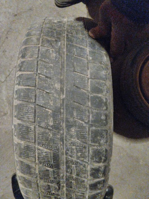 Продам 1 диск с шиной