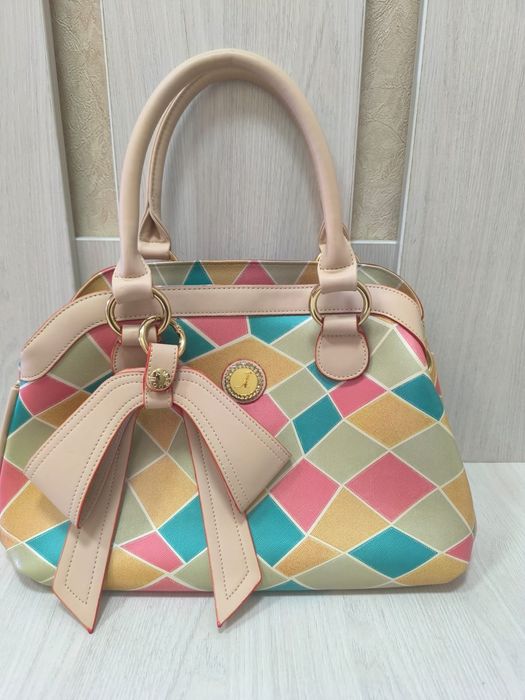 Сумки из натуральной кожи и экокожи