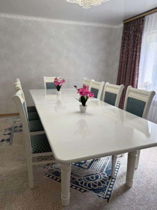 Продам столы и стулья