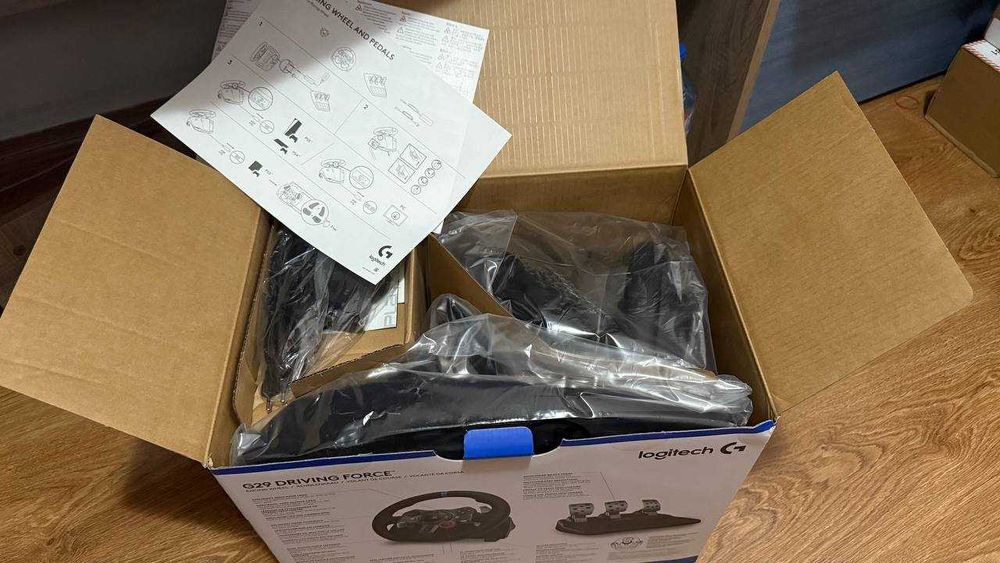 Геймърски волан Logitech G29