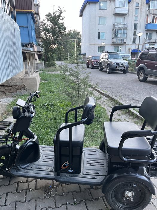 Трицикл электрический