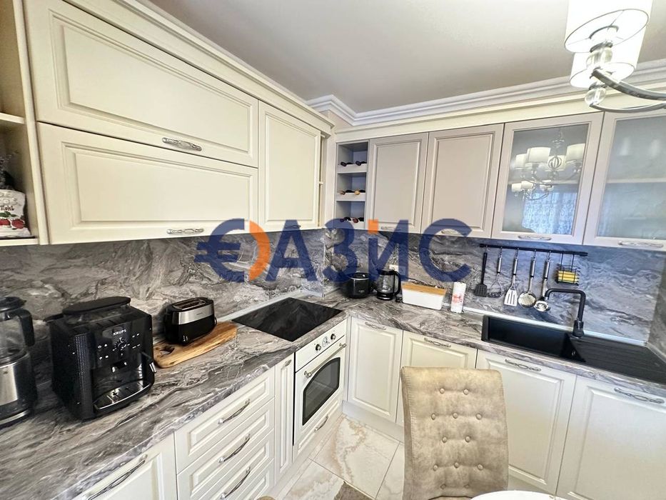 Продава се Тристаен апартамент в Свети Влас - 86 кв.м за 2371 €/кв.м - Снимка #5