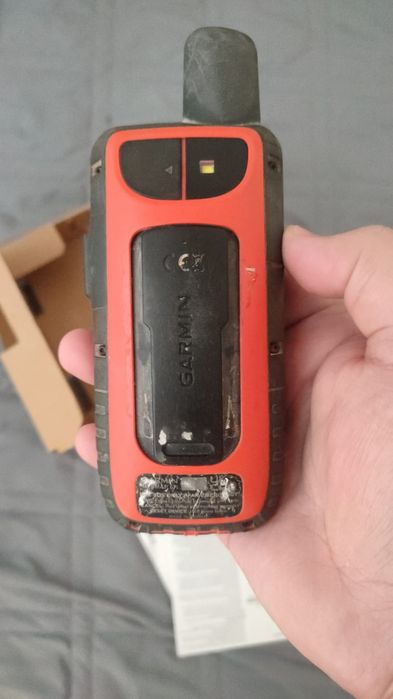 Продам gps Garmin i67