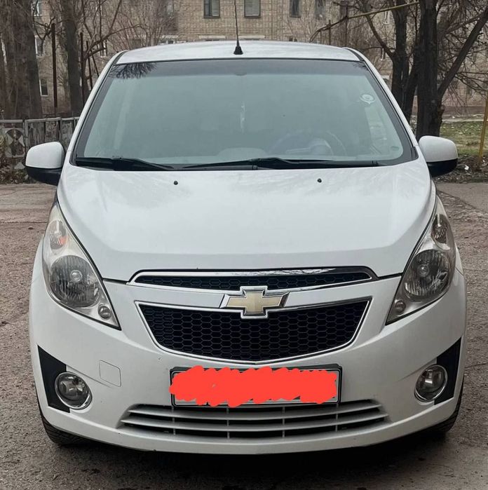 Продаётся Спарк 4 позиции автоматом 2012 года